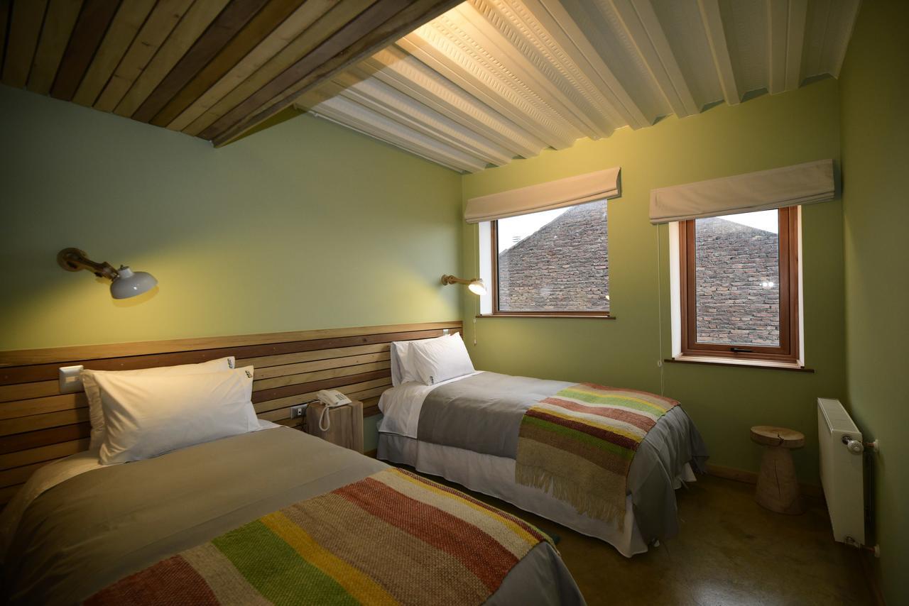 פורטו נטאלס Hotel Vendaval מראה חיצוני תמונה