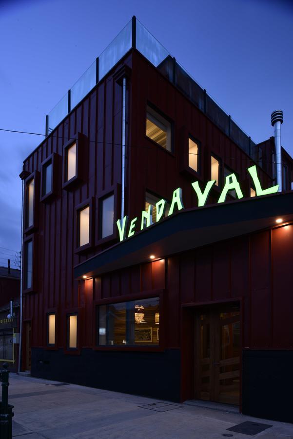 פורטו נטאלס Hotel Vendaval מראה חיצוני תמונה